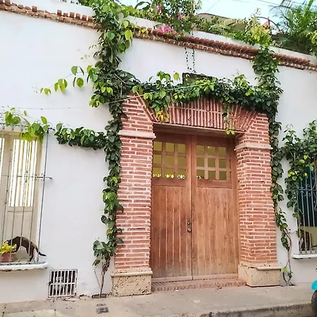 Apartahotel Casa Ego *